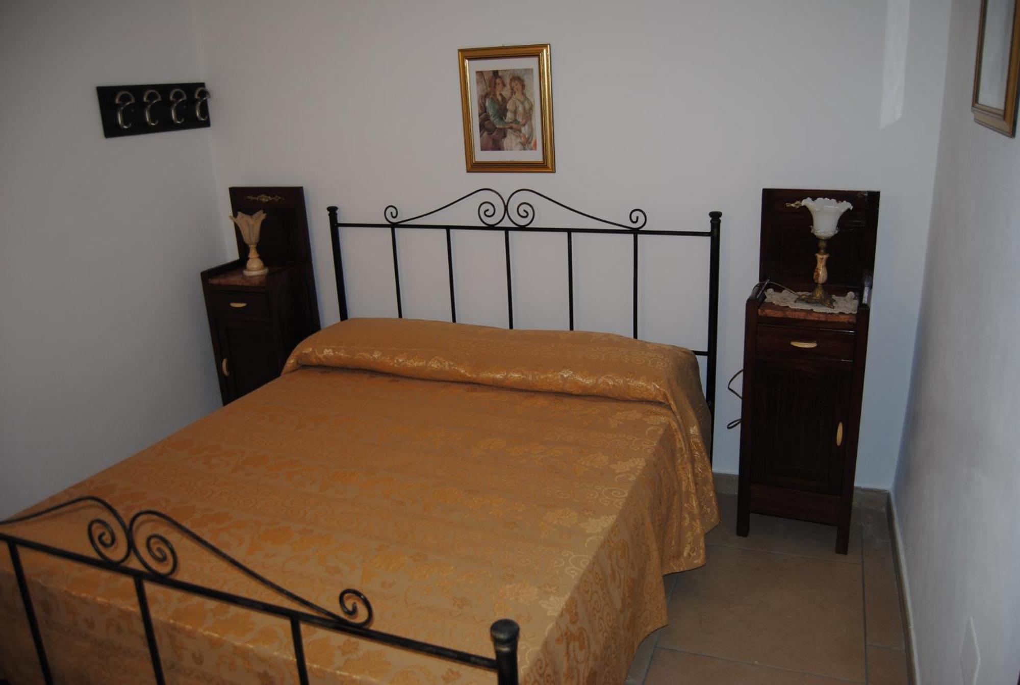 B & B Palazzo Maestro & Corte Maestro Rooms Gallipoli Oda fotoğraf
