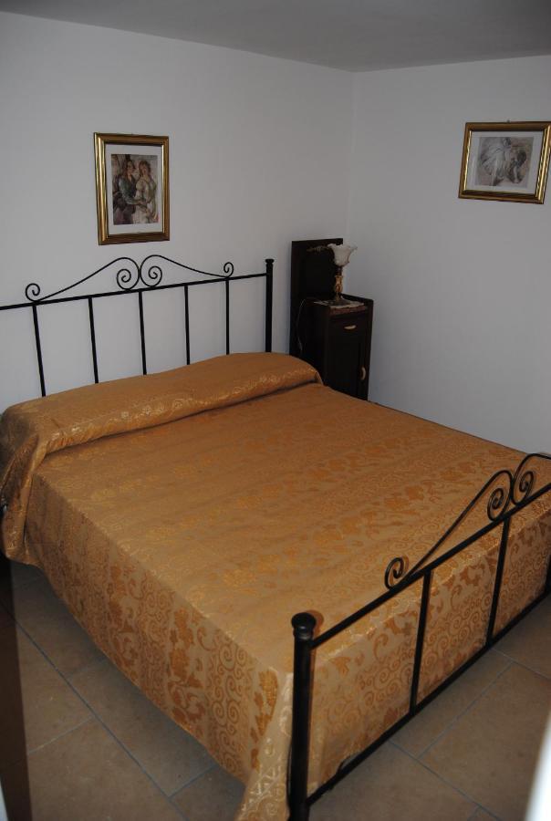 B & B Palazzo Maestro & Corte Maestro Rooms Gallipoli Dış mekan fotoğraf