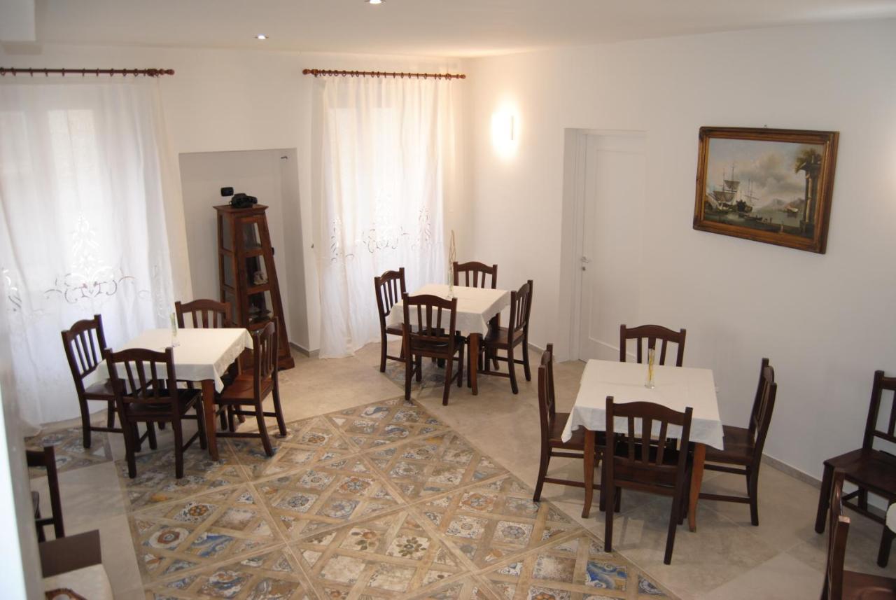 B & B Palazzo Maestro & Corte Maestro Rooms Gallipoli Dış mekan fotoğraf