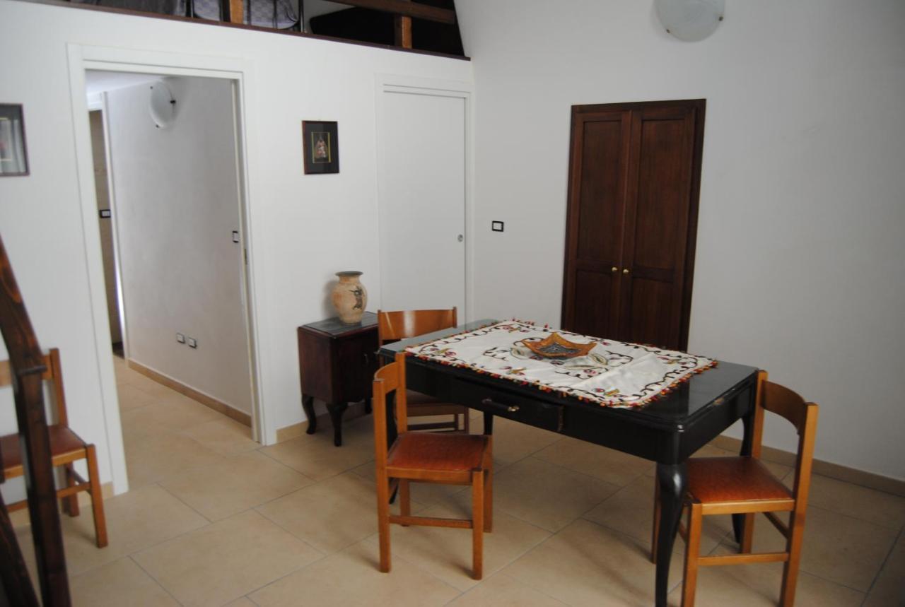 B & B Palazzo Maestro & Corte Maestro Rooms Gallipoli Oda fotoğraf